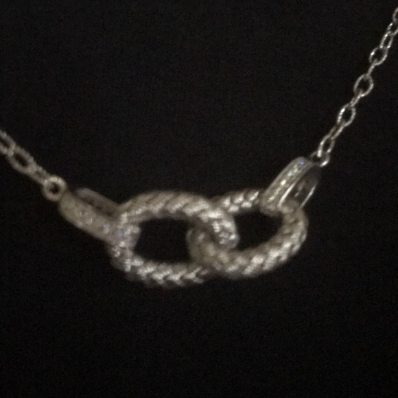 Sterling silver w/rhinestone interlocking necklace - Picture 2 of 8